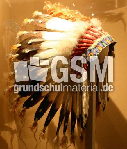 Federhaube-Sioux-1920.jpg